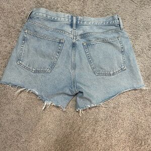 Agolde Parker Long Shorts in Parade wash. Size 29